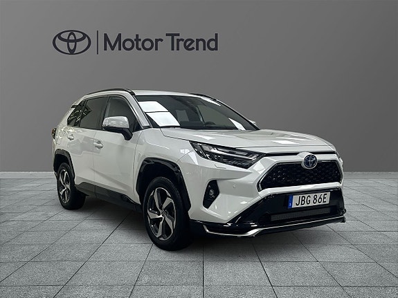 Toyota RAV4 7 of 22