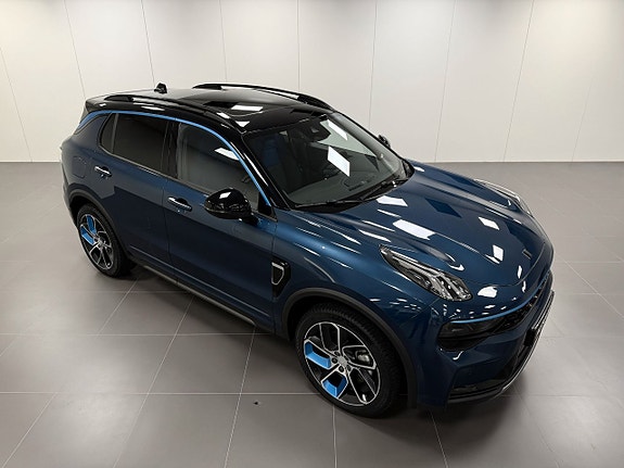 Lynk & Co 01 2 of 30