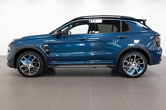 Lynk & Co 01 2 of 30