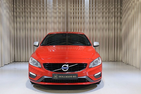 Volvo S60 4 of 26