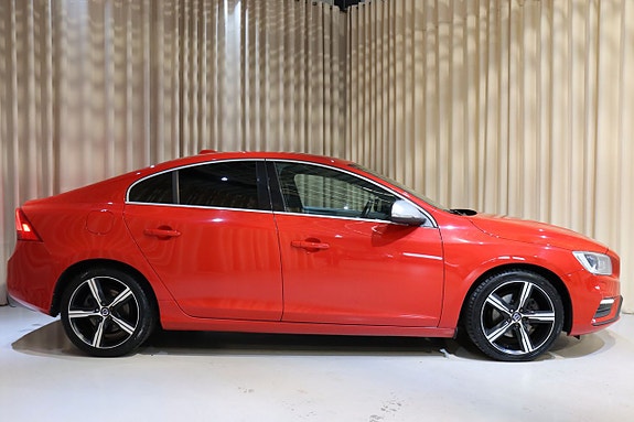 Volvo S60 2 of 26