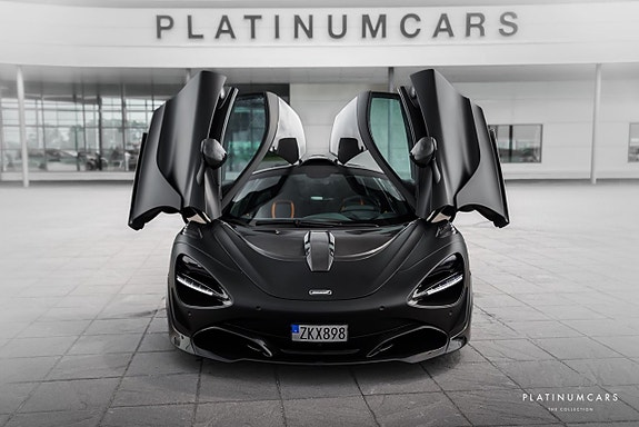 McLaren 720S 3 of 5