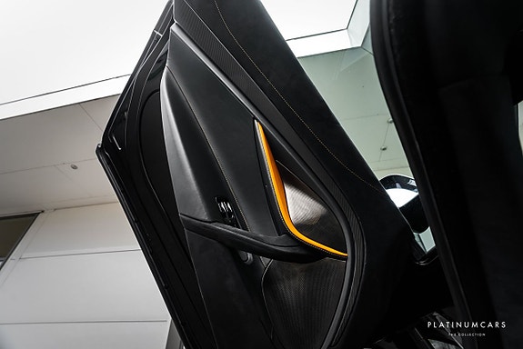 McLaren 720S 15 of 26