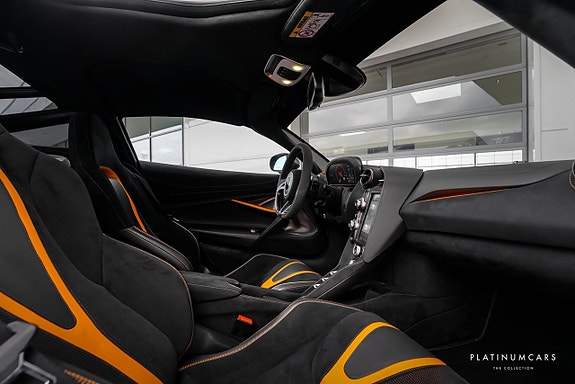 McLaren 720S 6 of 26