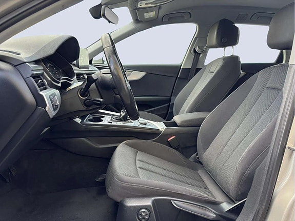 Audi A4 8 of 18