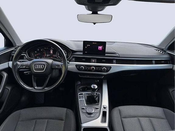 Audi A4 15 of 18
