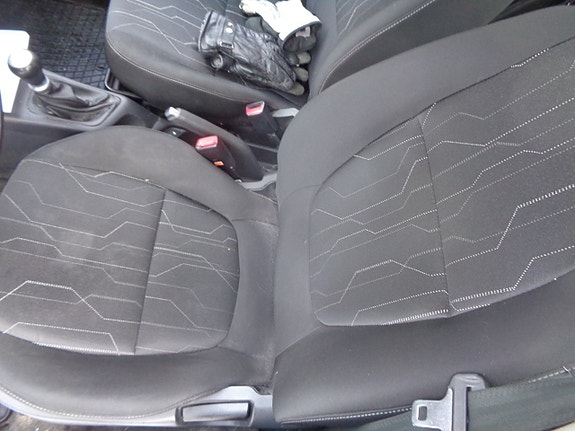 Kia Picanto 30 of 30