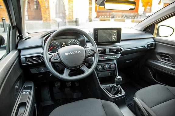 Dacia Sandero 3 of 5