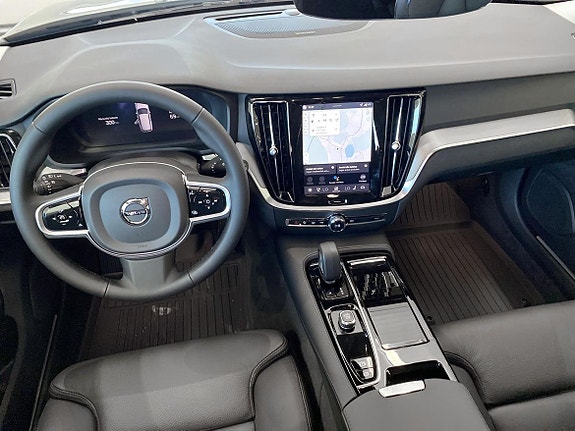 Volvo V60 8 of 15