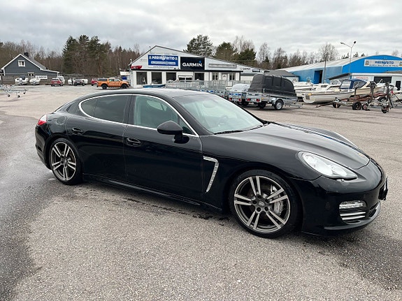 Porsche Panamera 4S