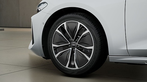 Audi A5 4 of 11
