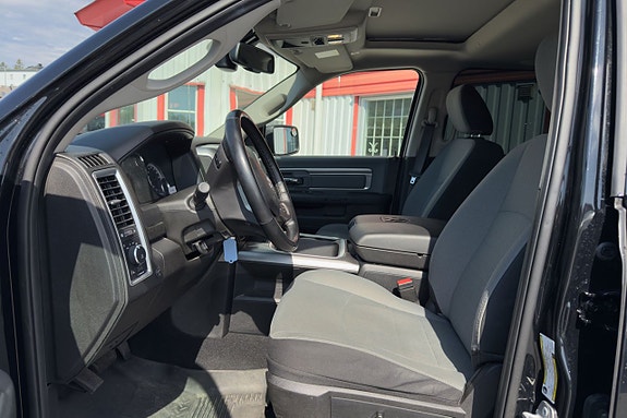 Dodge RAM 1500 9 of 20