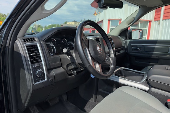 Dodge RAM 1500 11 of 20