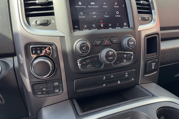 Dodge RAM 1500 18 of 20