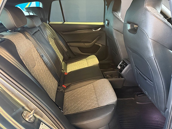 Skoda Octavia 9 of 23