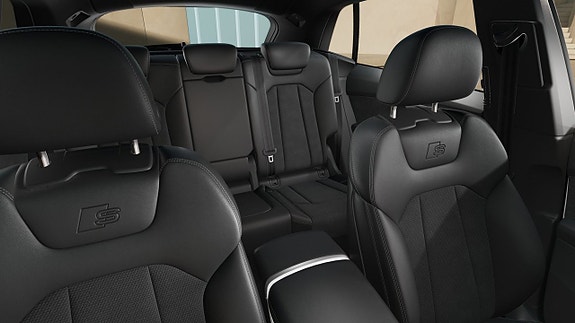 Audi Q8 10 of 11