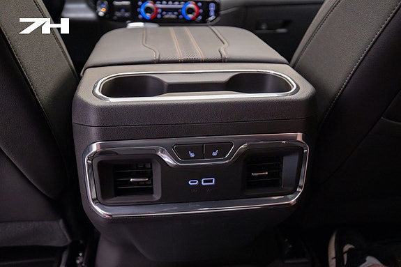 Chevrolet Silverado 1500 25 of 30
