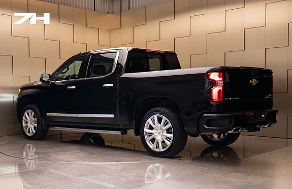 Chevrolet Silverado 1500 6 of 30