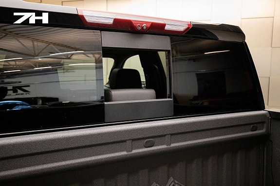 Chevrolet Silverado 1500 27 of 30