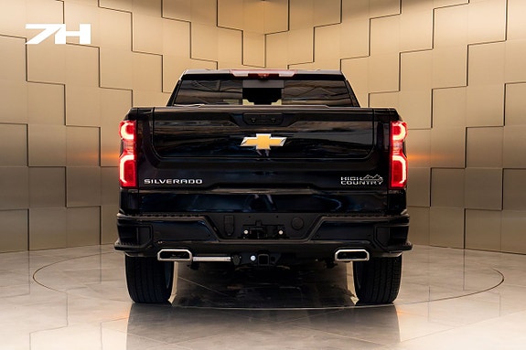Chevrolet Silverado 1500 4 of 30