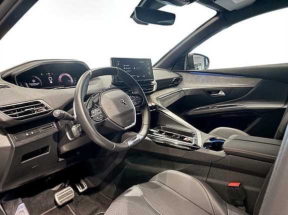 Peugeot 5008 5 of 21