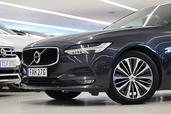 Volvo V90 4 of 21