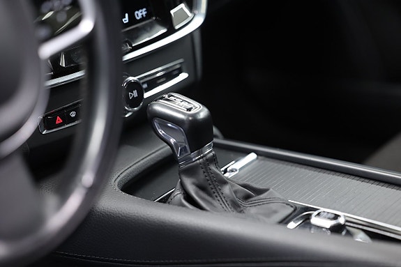 Volvo V90 16 of 21