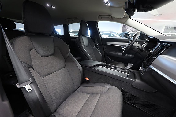 Volvo V90 12 of 21