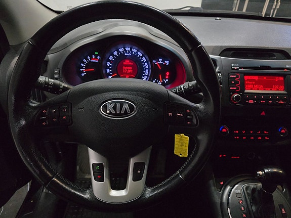 Kia Sportage 11 of 14
