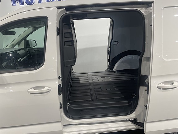 Volkswagen Caddy 4 of 5
