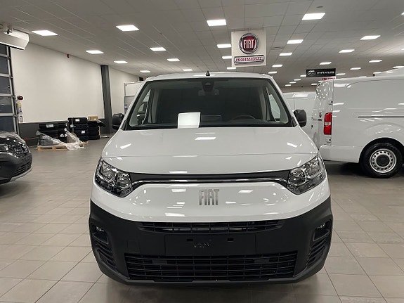 Fiat Doblo 2 of 5
