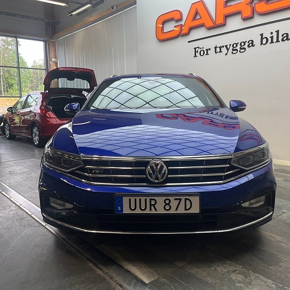 Volkswagen Passat 6 of 13