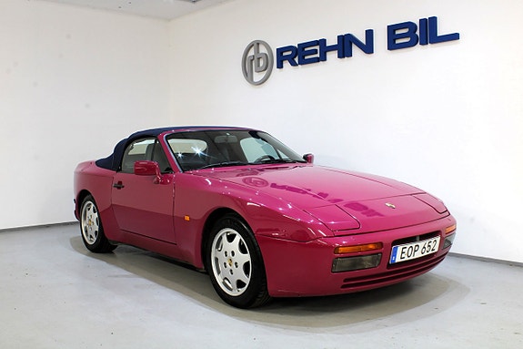 Porsche 944 4 of 5