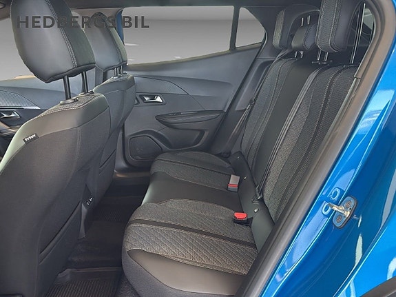 Peugeot 2008 10 of 16