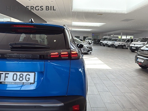 Peugeot 2008 8 of 16