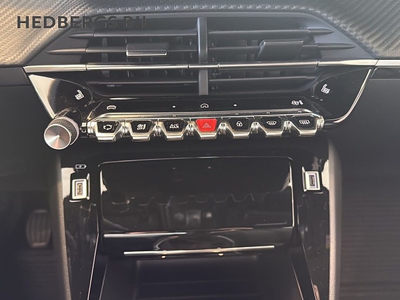 Peugeot 2008 14 of 16