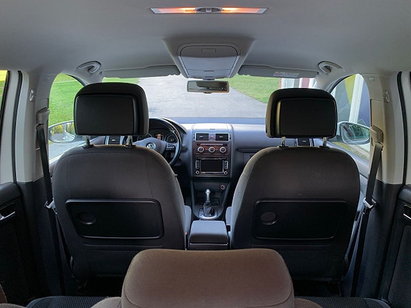 Volkswagen Touran 14 of 28