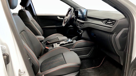 Ford Kuga 3 of 5