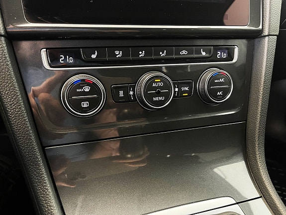 Volkswagen Golf I 17 of 21