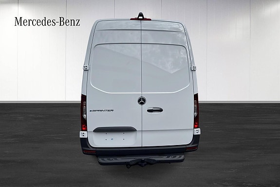 Mercedes-Benz eSprinter 420 5 of 5