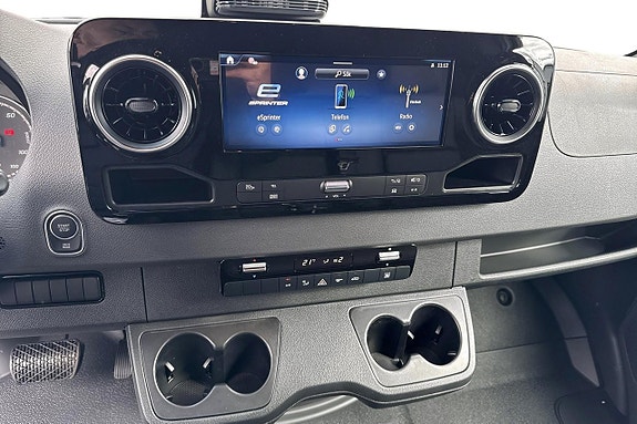 Mercedes-Benz eSprinter 420 20 of 29