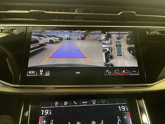 Audi Q8 29 of 30