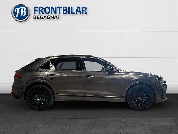Audi Q8 6 of 30