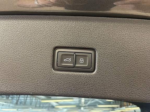 Audi Q8 23 of 30