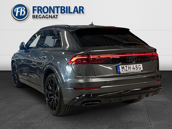 Audi Q8 8 of 30