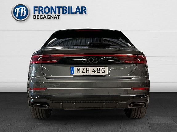 Audi Q8 7 of 30