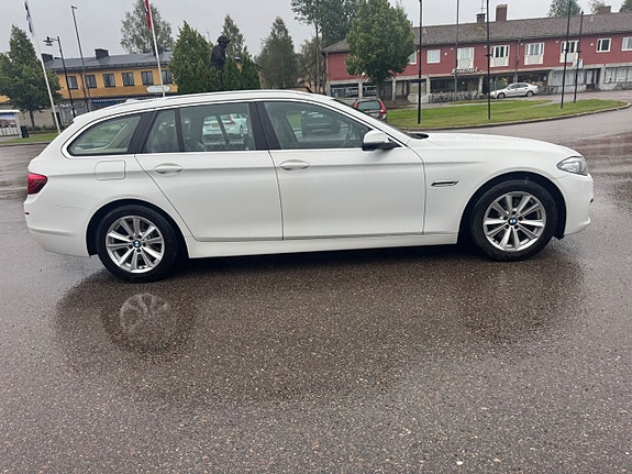 BMW 520 4 of 5