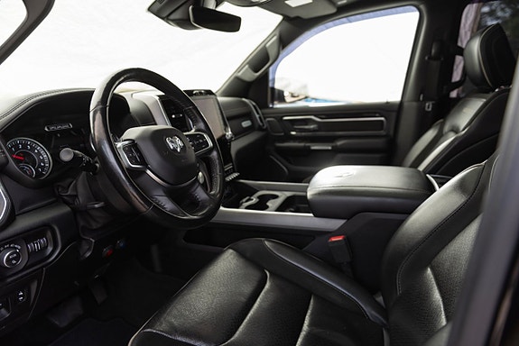Dodge RAM 1500 8 of 21