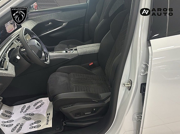 Peugeot e-5008 9 of 19