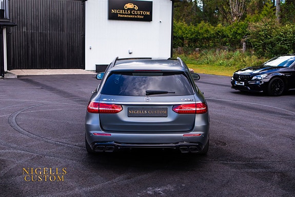 Mercedes-Benz E63 9 of 24